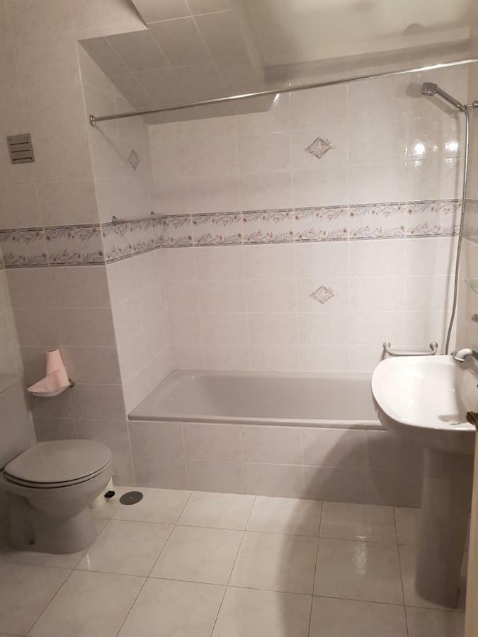 טוריירה Mikes Beach Apartment מראה חיצוני תמונה